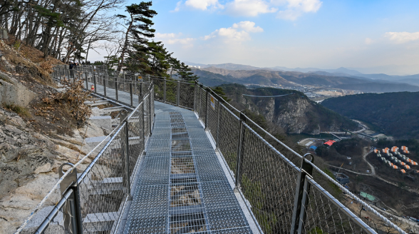캔디여행사[부산출발]원주 소금산 그랜드밸리+박경리문학관 당일버스여행