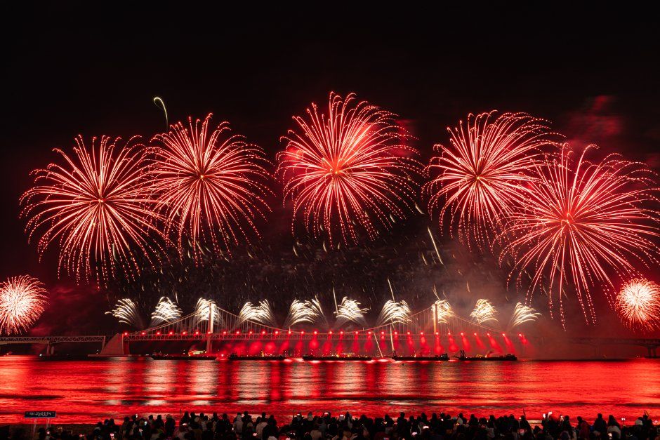 2026 부산불꽃축제 크루즈 선상파티 야경과 불꽃을 함께 성악공연 이벤트 당일여행